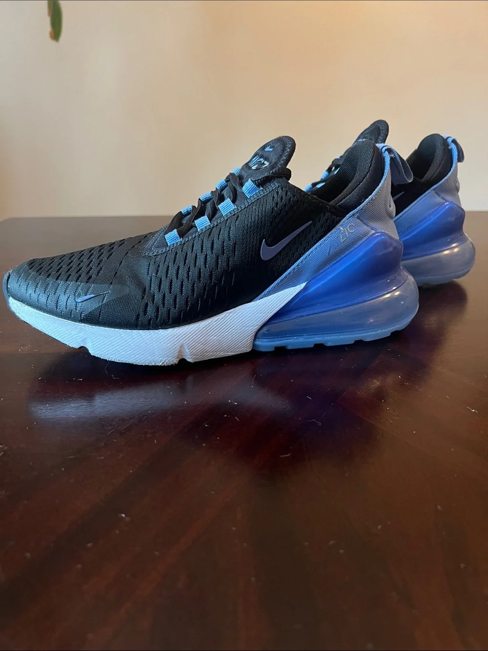 Nike WMNS Air Max 270 Black Royal Pulse